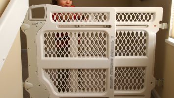 Researchers at Nationwide Children`s Hospital charted 21 years of data and found that the number of children treated in U.S. emergency rooms due to child safety gate-related injures has nearly quadrupled.  Experts say tension-mounted gates should only be used between rooms and at the bottom of staircases, and gates mounted to a wall, like the one shown, should always be used at the top of steps.